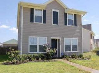 902 Grassy View Dr, Houston, TX 77073