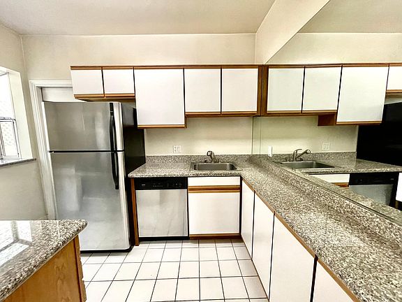 5th image of 1460 McAllister St