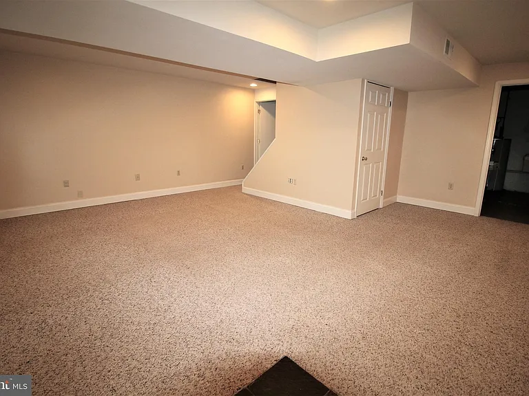 13 Ann Pl — Photo 14