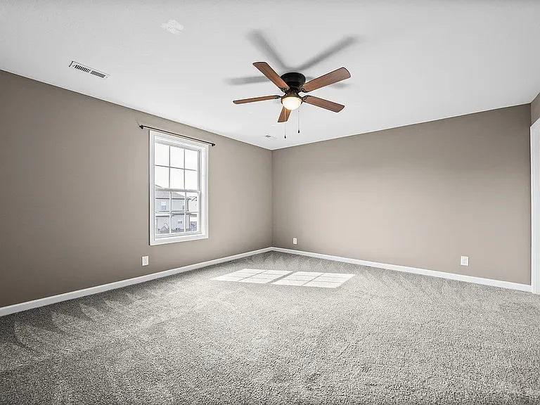 Bedroom 2 15'x16'