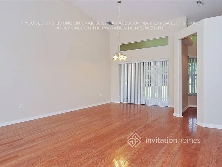 5547 Foxtail Ct — Photo 3