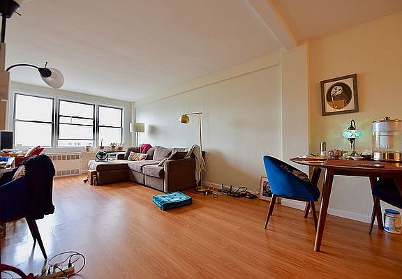 2nd image of 50 Bayard St APT 5