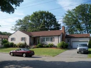 573 Langley St, Fall River, MA 02720