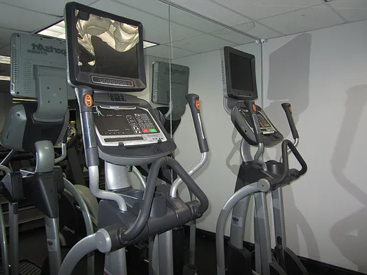 Rented by Beekman Street Realty | media 30