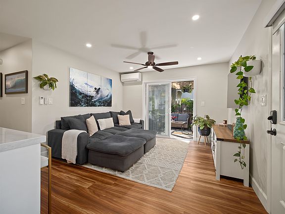 5th image of 160 Keonekai Rd APT 8-101