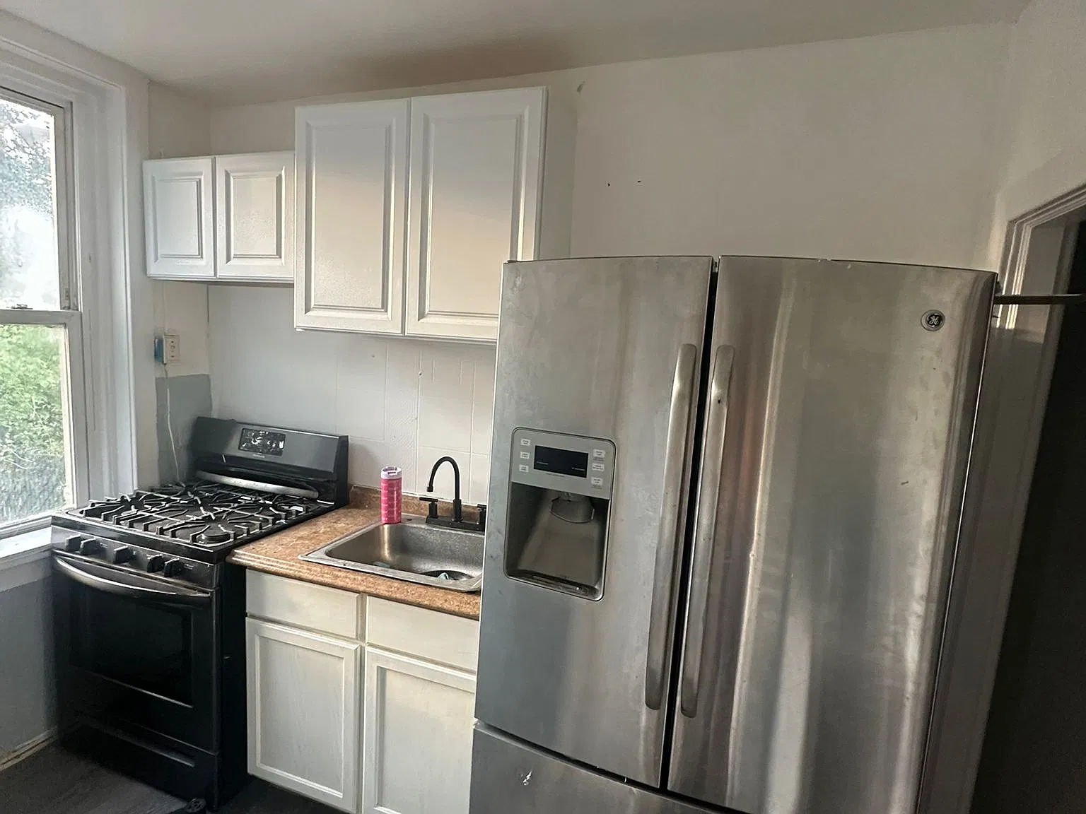 2 bed, 966 sqft, $1,200 — Photo 3