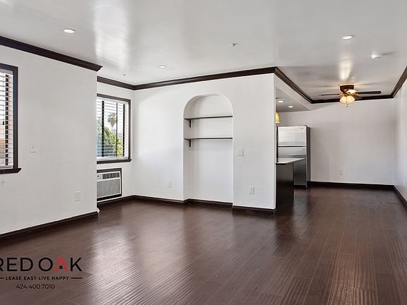 2nd image of 5325 Huntington Dr N #202