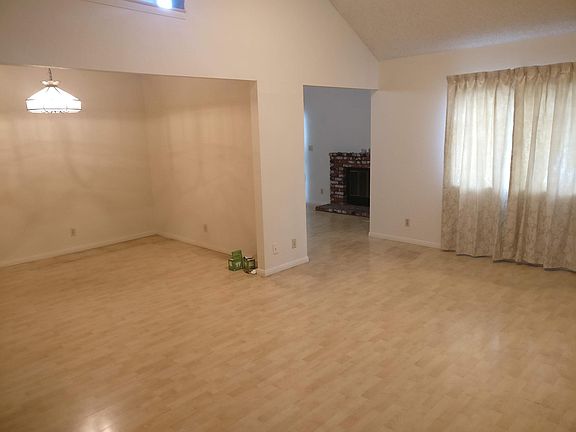 5th image of 1710 S Del Mar Ave