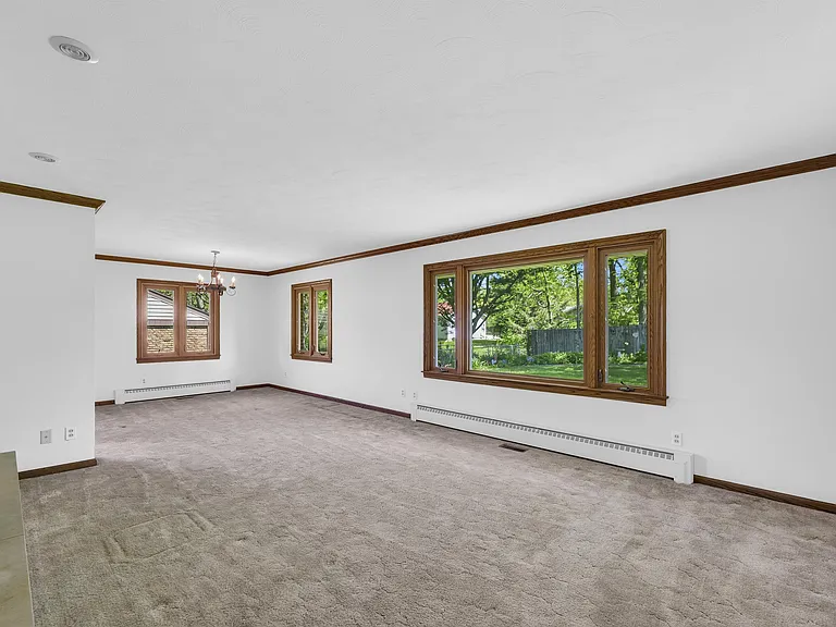 1702 Golfview Dr — Photo 13