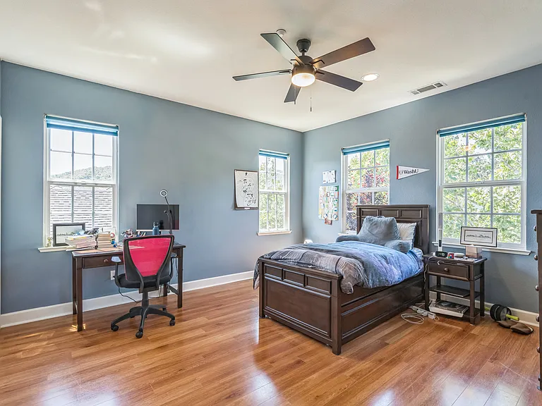 152 Laurelwood Dr — Photo 25