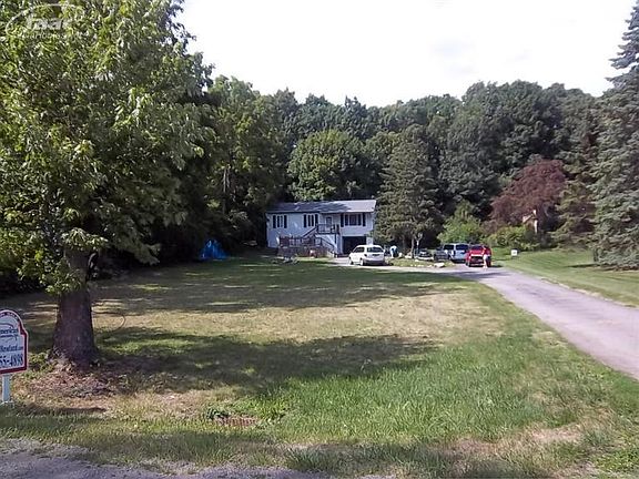 4th image of 16434 Whitehead Dr