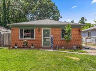 15382 Beech Daly Rd, Taylor, MI 48180