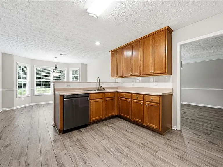 4408 Webb Meadows Dr — Photo 5