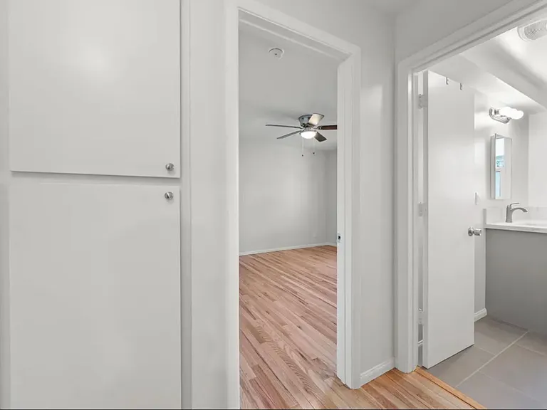 Charming 1 & 2 Bedrooms on the Chandler Bike Path — Photo 49