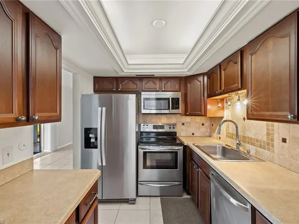 1400 Pompei LN #1, NAPLES, FL 34103