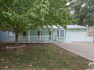 2533 Maverick Ln, Lawrence, KS 66046