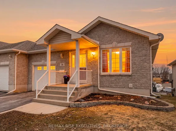 143 Ellesmeer Ave, Kingston, ON K7P 3H6