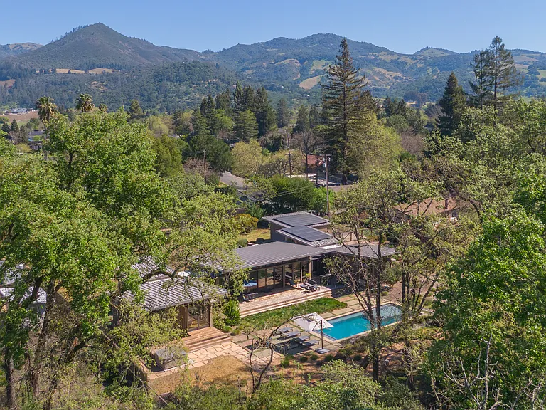 3 Turtle Creek Dr — Photo 2