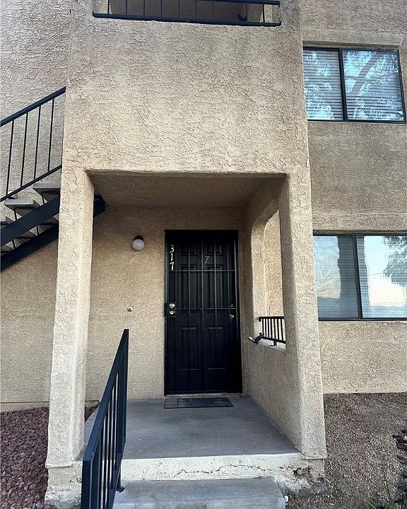 1st image of 601 Cabrillo Cir Unit 317