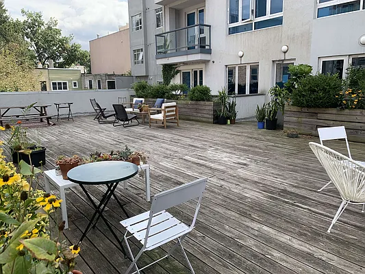 Rented by Flatiron Real Estate Advisors LLC | media 29