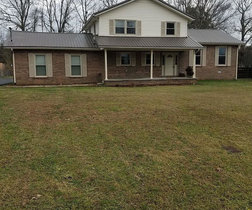 1st image of 1209 Hillcrest Dr