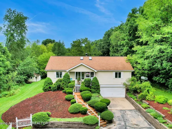 9416 Colby Lake Rd, Laingsburg, MI 48848