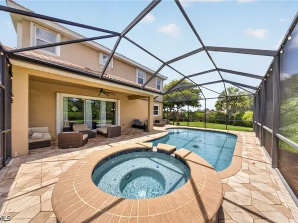 3330 Banyon Hollow Loop, North Fort Myers, FL 33903