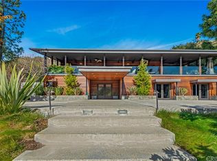 26049 Mulholland Hwy, Calabasas, CA 91302