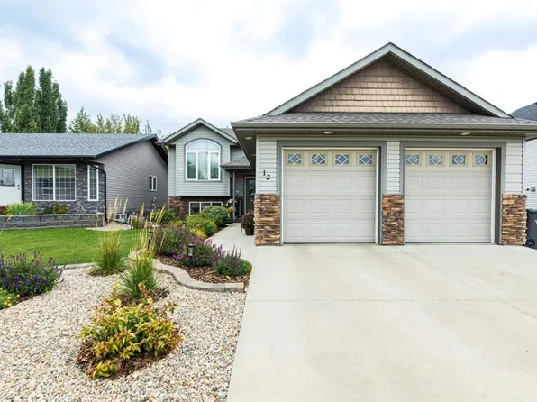 12 S Aspen Heights Way, Innisfail, AB T4G 1Y5