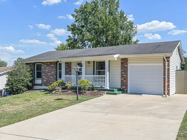 2006 Mark Anthony Dr, Fenton, MO 63026