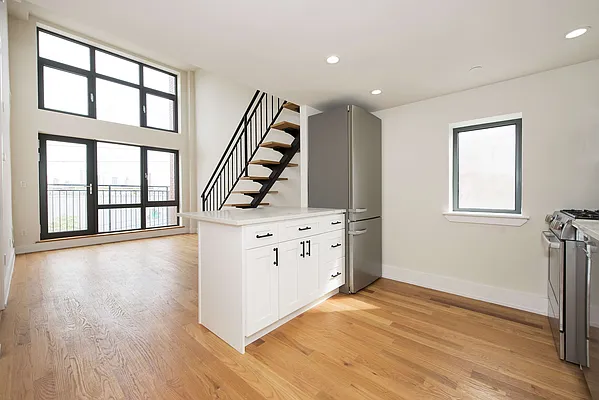 Sold by Bold New York | media 9