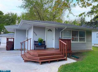 1636 E 39th St, Hibbing, MN 55746