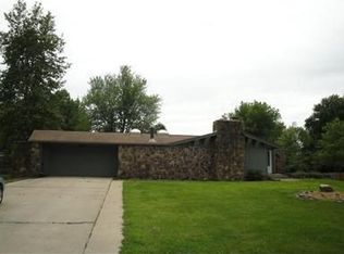 204 W Aven Ave, Nixa, MO 65714