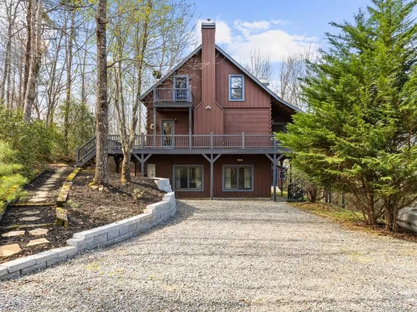 160 Adams Cir, Mineral Bluff, GA 30559