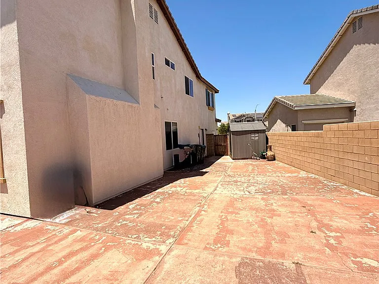 31989 Harden St — Photo 13