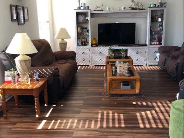 (undisclosed Address), Oswego, IL 60543