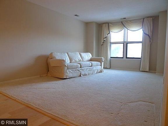 5th image of 455 Dayton Avenue