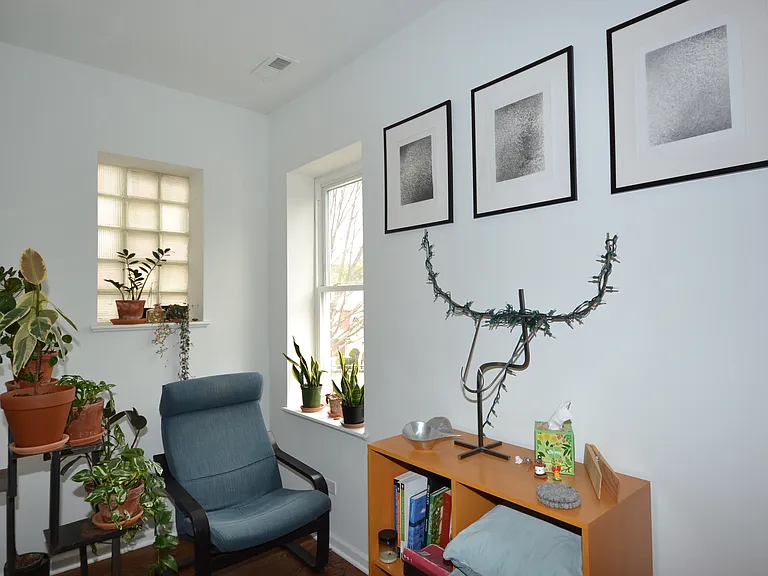 3212 S Parnell Ave #2 — Photo 4
