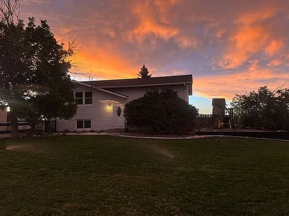 31 Haeberle Dr, Wheatland, WY 82201
