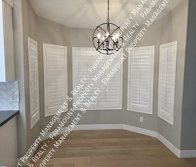 5611 E Grandview Rd — Photo 12