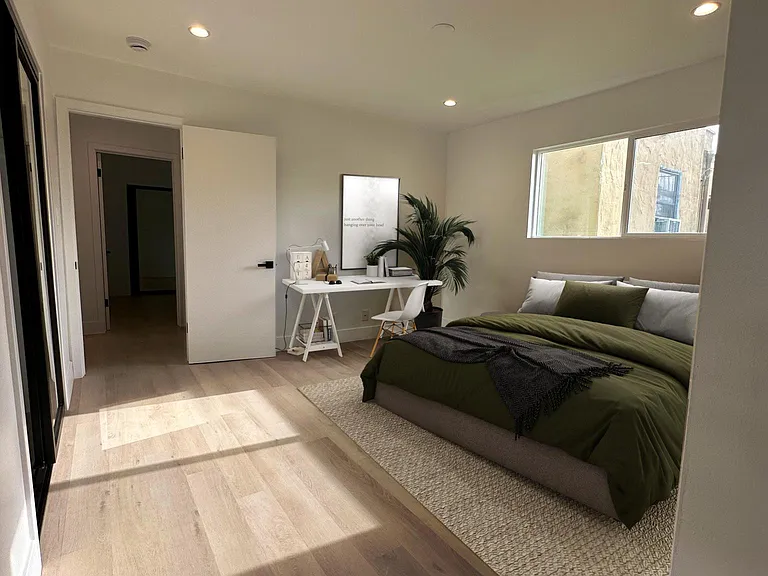 8312 Blackburn Ave #4 — Photo 12