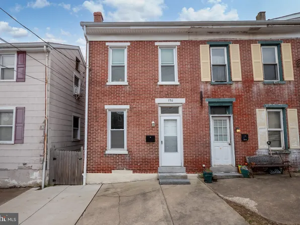 158 Hall St, Spring City, PA 19475