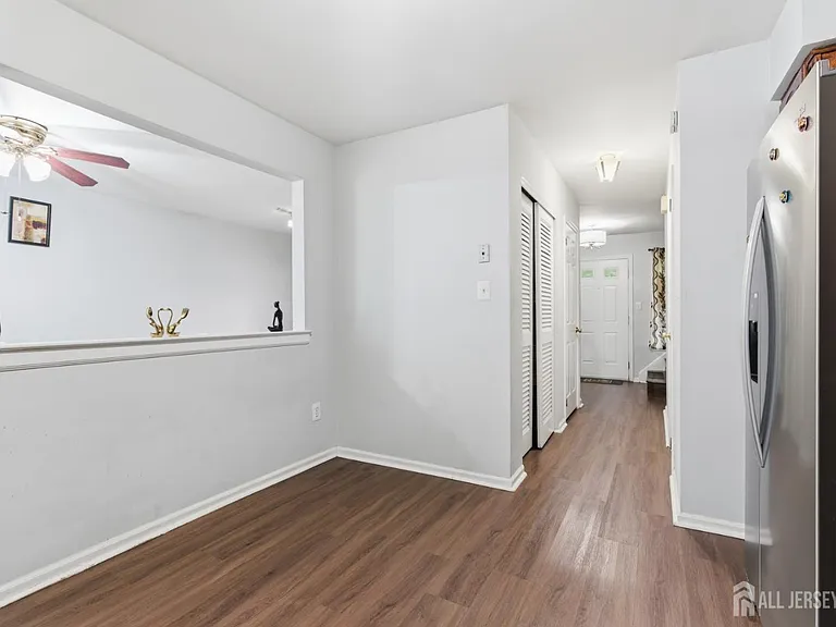 2804 Cricket Cir — Photo 12
