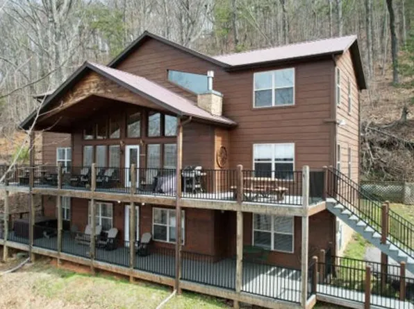3845 Clabo Mountain Ln, Sevierville, TN 37862