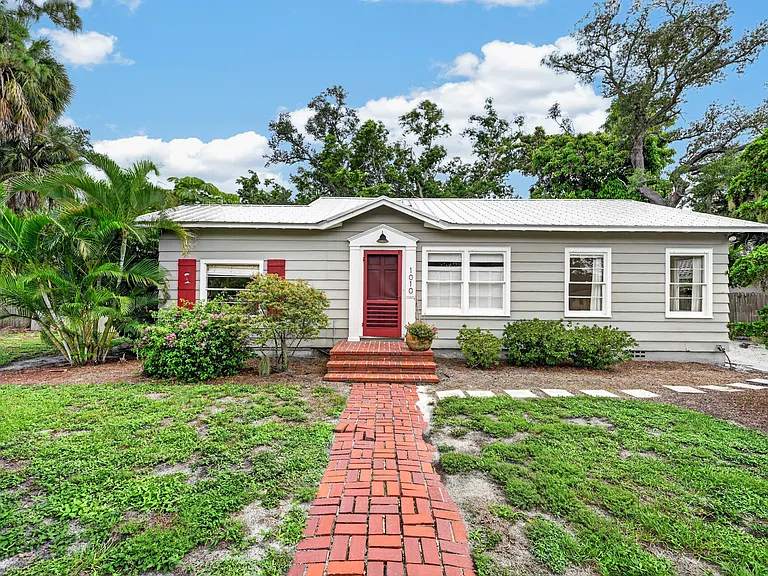 1010 Virginia Dr — Photo 73