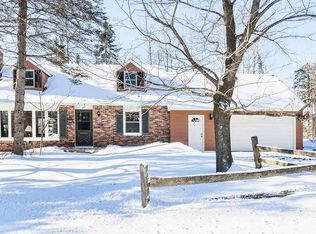 305 Pinewood Ln, Duluth, MN 55804