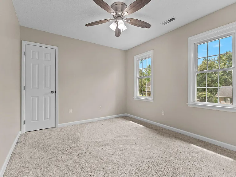 8318 Umstead Rd — Photo 32