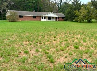 179 County Road 374, Palestine, TX 75801