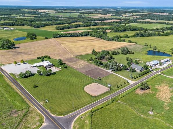 5131 NE State Rte E, Weatherby, MO 64497
