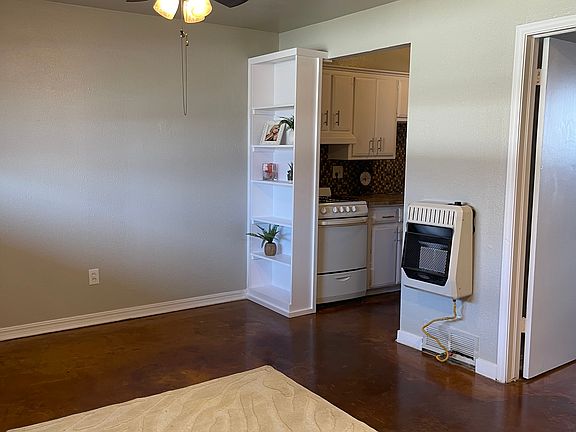 2nd image of 407 N Baumann Ave #4